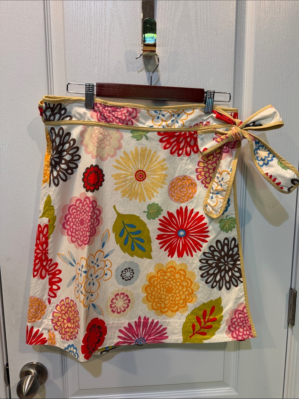 Floral A-Line Wrap Skirt in Multicolor